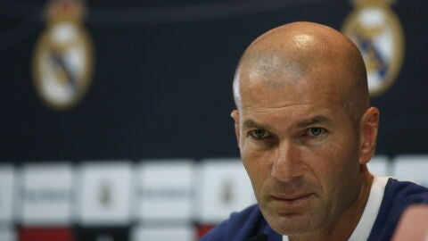 Zinedine Zidane en rueda de prensa