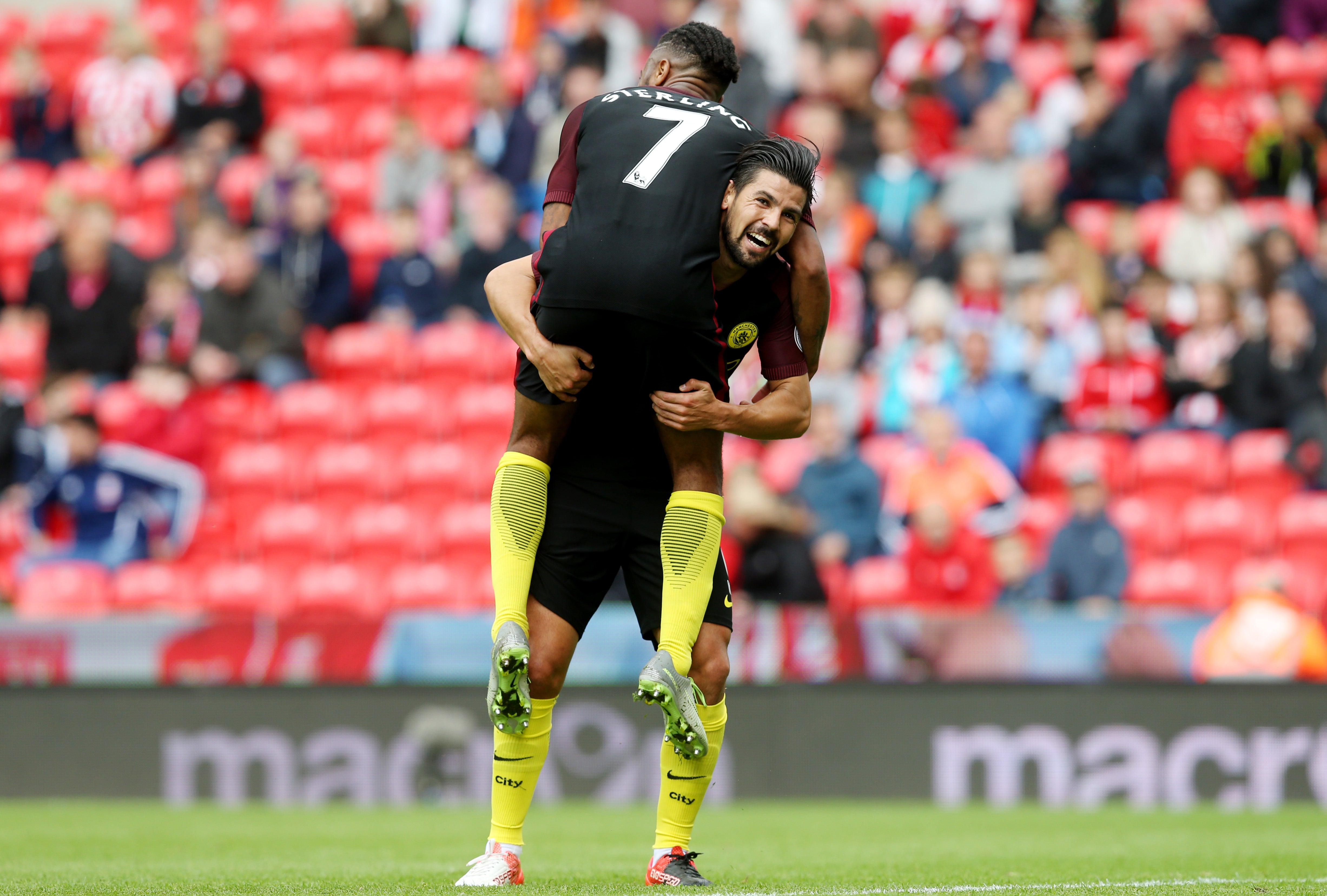 Dobletes de Nolito y Agüero en la victoria del Manchester City ante el Stoke (1-4) Dobletes de Nolito y Agüero en la victoria del Manchester City ante el Stoke (1-4)