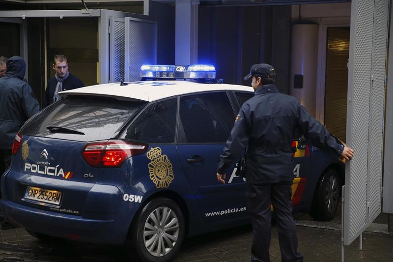 Detenido un hombre por difundir amenazas yihadistas por internet Detenido un hombre por difundir amenazas yihadistas por internet