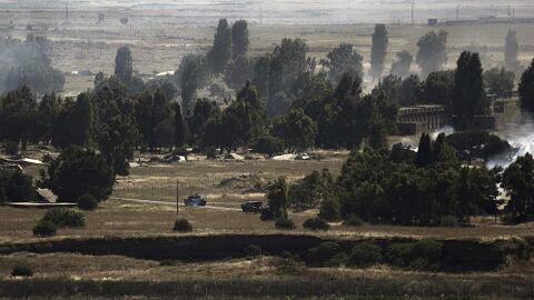 Francia bombardea instalaciones militares del Estado Isl&aacute;mico en Al Raqa.