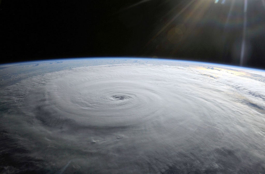 Eureka: La tormenta del fin del mundo Eureka: La tormenta del fin del mundo