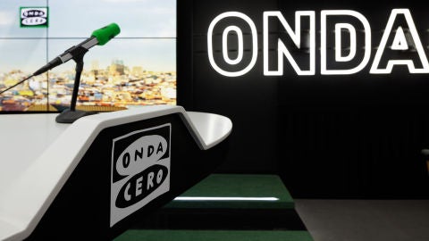 Micr&oacute;fono nuevo estudio Onda Cero