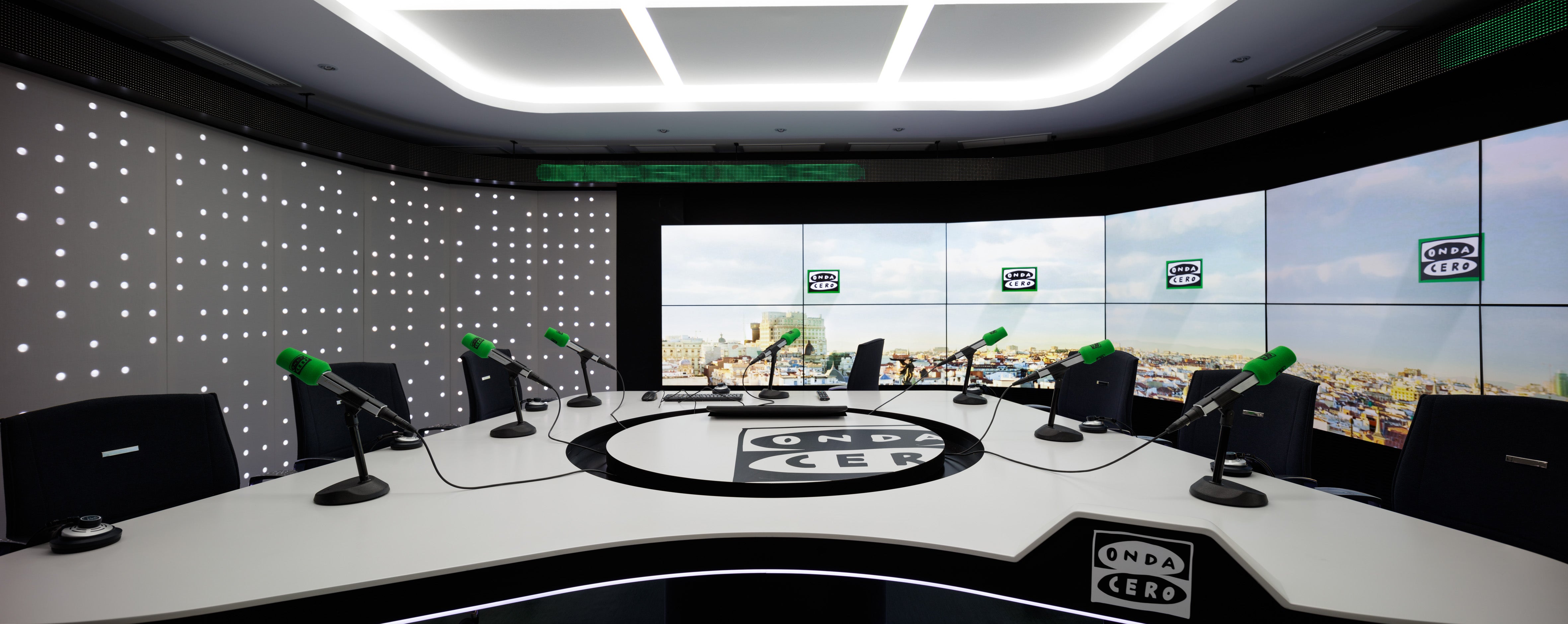 Frontal nuevo estudio de Onda Cero Frontal nuevo estudio de Onda Cero