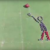 Simulación humana de un tiro libre de baloncesto