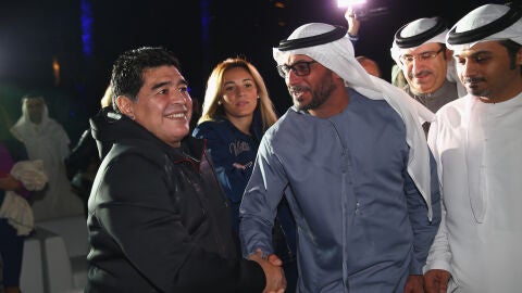 Argentina no deja viajar a Maradona a Dubai.