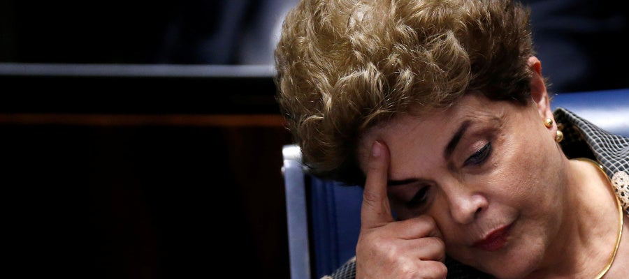 La presidenta suspendida de Brasil, Dilma Rousseff, se enfrenta a una amplia mayoría del Senado ante su posible destituición La presidenta suspendida de Brasil, Dilma Rousseff, se enfrenta a una amplia mayoría del Senado ante su posible destituición