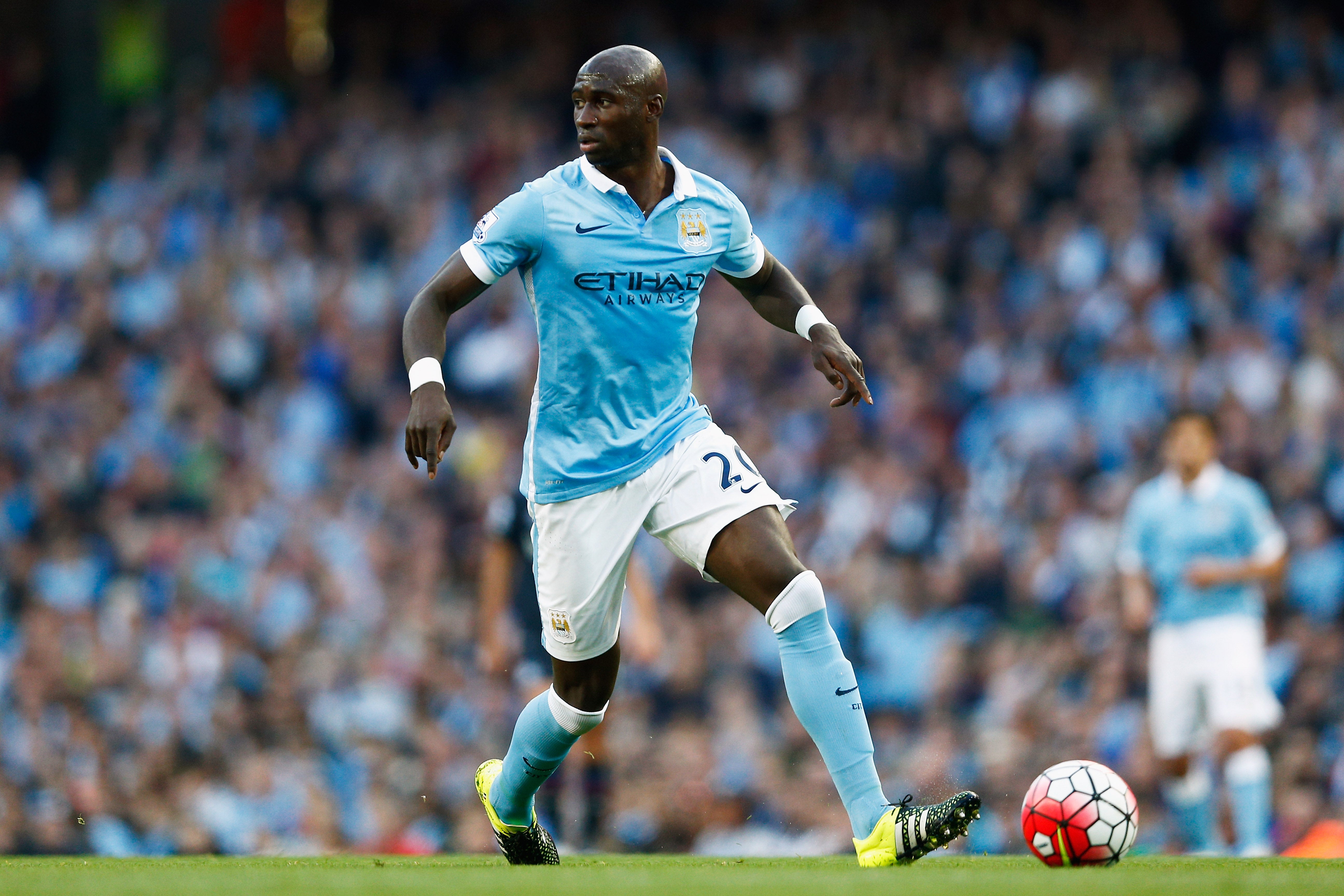 Mangala fichado, Jaume Costa a la espera del OK de Peter Lim Mangala fichado, Jaume Costa a la espera del OK de Peter Lim