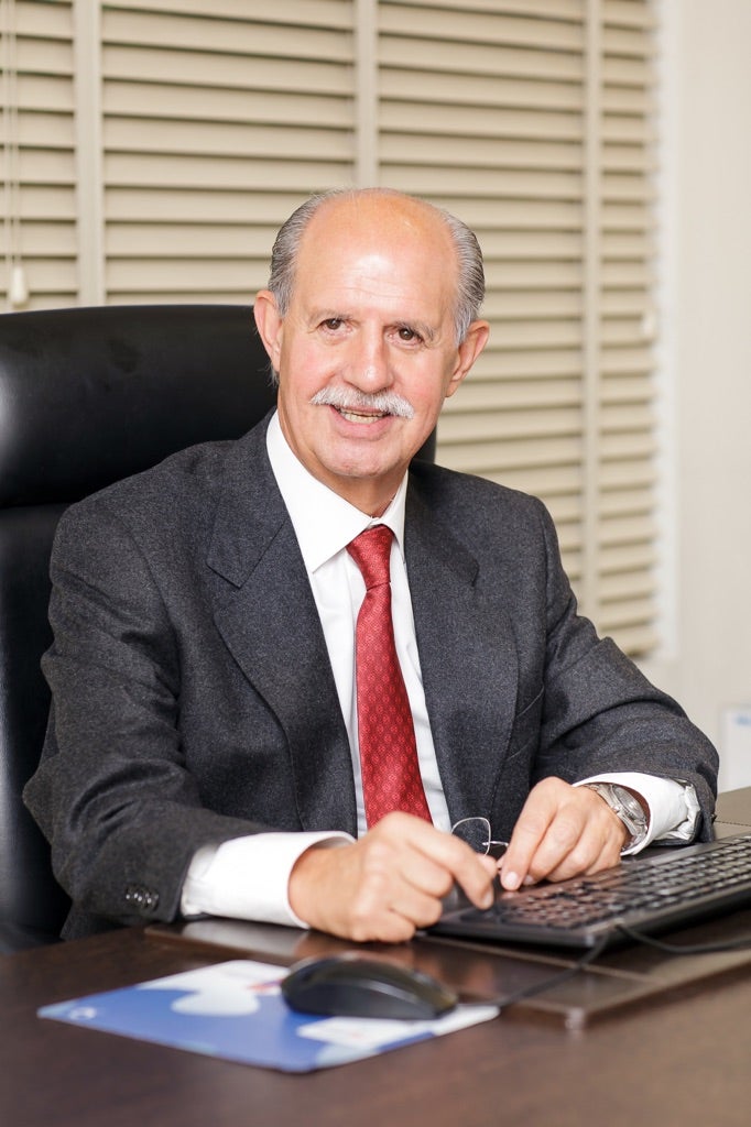 Doctor González: "Casillas va a poder hacer una vida normal, otra cosa es el deporte profesional" Doctor González: "Casillas va a poder hacer una vida normal, otra cosa es el deporte profesional"