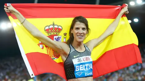 Ruth Beitia celebra su victoria en la Diamond League Ruth Beitia celebra su victoria en la Diamond League