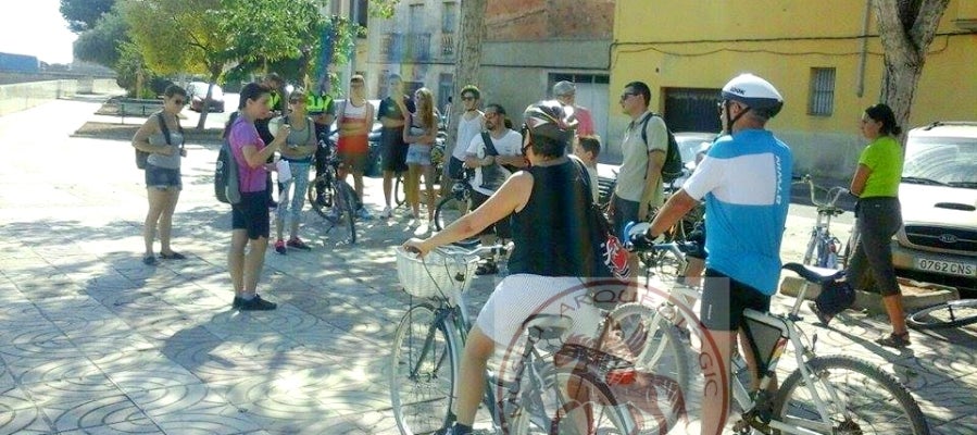 La temática que en esta ocasión ha decidido repasar el recorrido que se realizará en bicicleta se ha centrado este año en la parte comercial e industrial de la historia de la ciudad La temática que en esta ocasión ha decidido repasar el recorrido que se realizará en bicicleta se ha centrado este año en la parte comercial e industrial de la historia de la ciudad