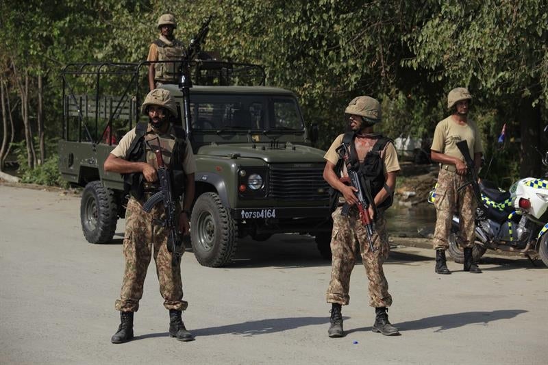 11 muertos y 40 heridos en otro atentado suicida en Pakistán 11 muertos y 40 heridos en otro atentado suicida en Pakistán