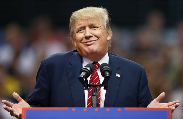 Donald Trump rectifica y admite que Obama nació en Estados Unidos Donald Trump rectifica y admite que Obama nació en Estados Unidos