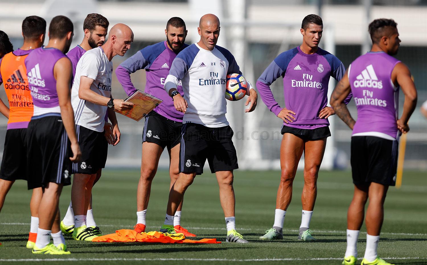 Zidane recupera a la BBC: Cristiano, Bale y Benzema volvieron a entrenarse juntos Zidane recupera a la BBC: Cristiano, Bale y Benzema volvieron a entrenarse juntos