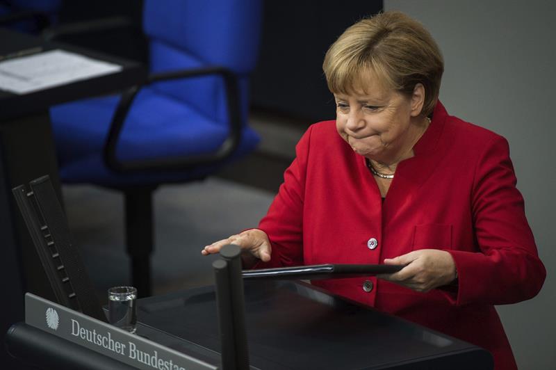 Angela Merkel alerta de los riesgos del extremismo radical y del ascenso de la ultraderecha en Alemania Angela Merkel alerta de los riesgos del extremismo radical y del ascenso de la ultraderecha en Alemania