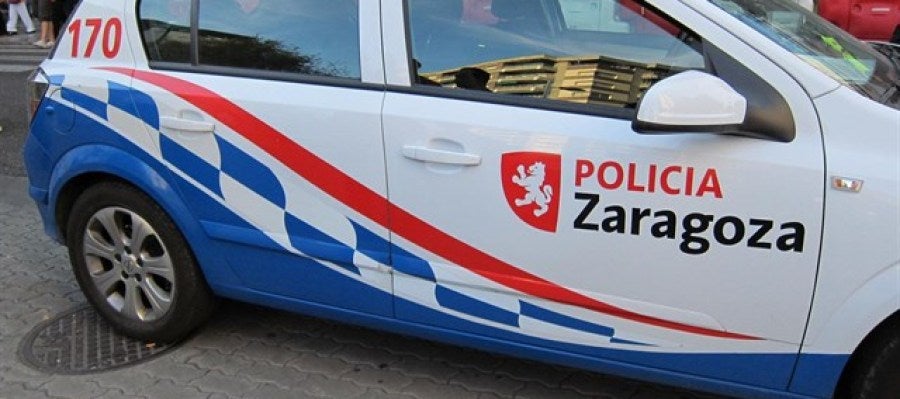 Coche de Policía Local de Zaragoza Coche de Policía Local de Zaragoza
