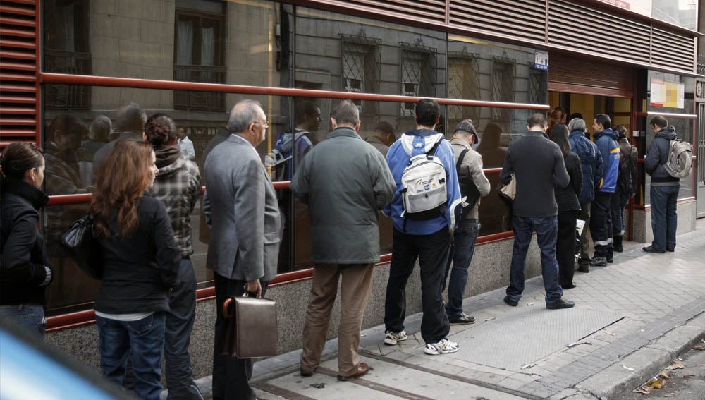 El paro desciende en todas las provincias excepto en Zamora El paro desciende en todas las provincias excepto en Zamora