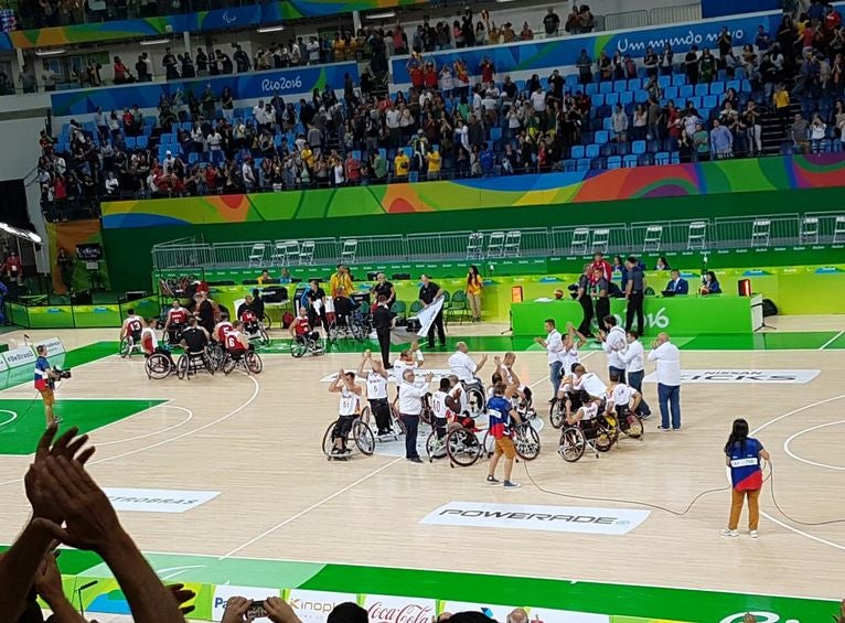 La selección española de baloncesto en silla de ruedas debuta en Río ganando a la vigente campeona La selección española de baloncesto en silla de ruedas debuta en Río ganando a la vigente campeona