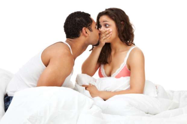 El principal inhibidor sexual de las mujeres es el mal aliento El principal inhibidor sexual de las mujeres es el mal aliento