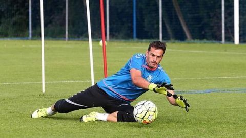 Esteban, portero del Oviedo