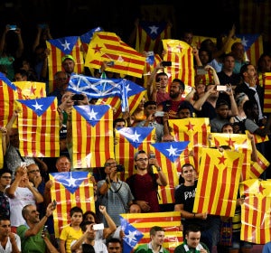 Las esteladas, presentes en el Camp Nou Las esteladas, presentes en el Camp Nou