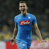 Milik celebra un gol con el Nápoles Milik celebra un gol con el Nápoles
