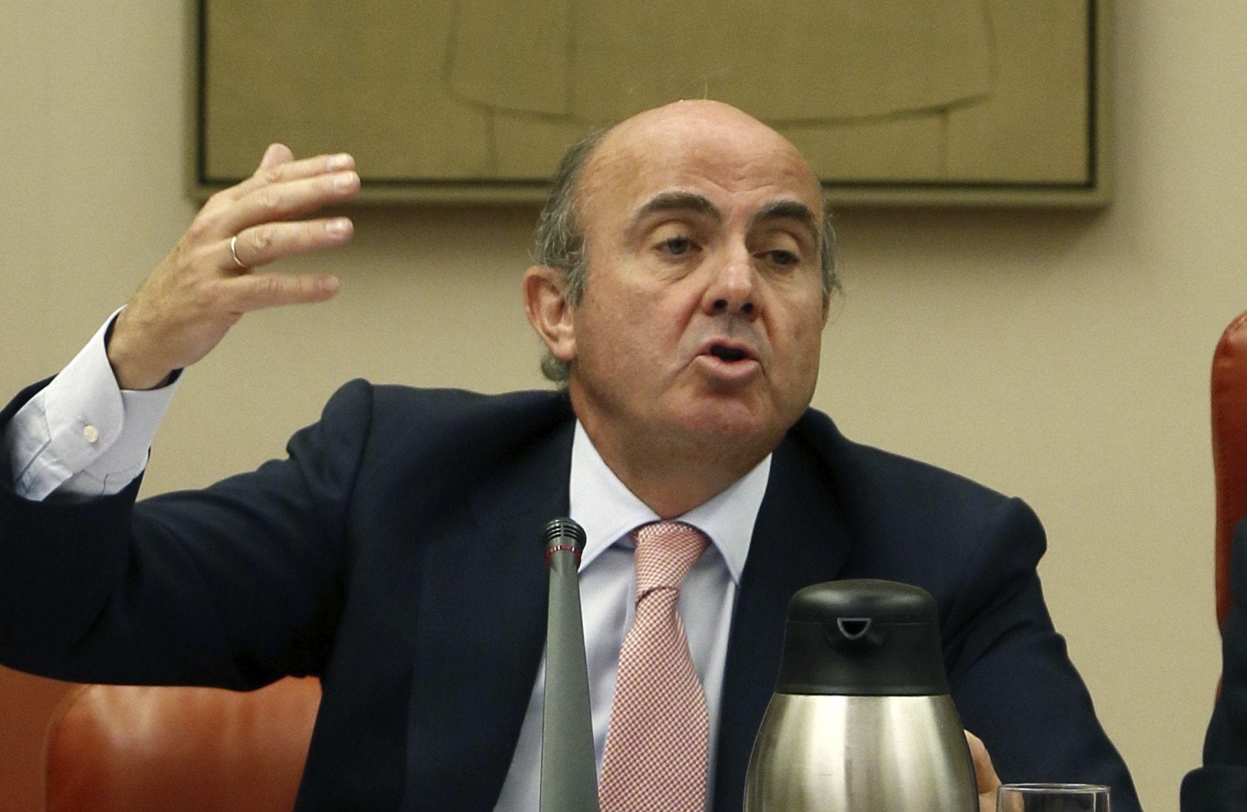 El indultado de Rubén Amón: Similitudes entre De Guindos y Tom Hagen, el abogado de los Corleone El indultado de Rubén Amón: Similitudes entre De Guindos y Tom Hagen, el abogado de los Corleone