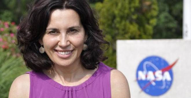 El cierre: La gallega Begoña Vila, primer científico español condecorado por la Nasa El cierre: La gallega Begoña Vila, primer científico español condecorado por la Nasa