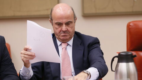 El ministro de Econom&iacute;a en funciones, Luis de Guindos.