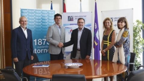 FIRMA BECAS FACSA