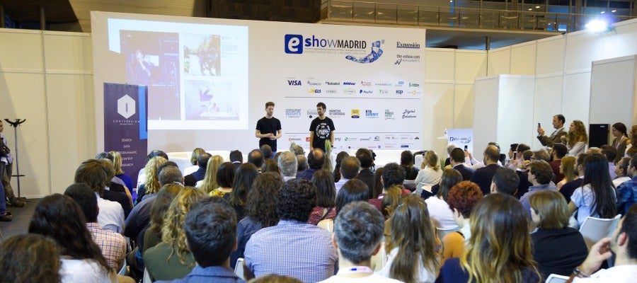 Una de las ponencias del eShow en Madrid Una de las ponencias del eShow en Madrid