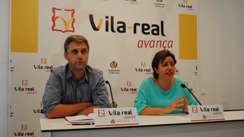 El responsable de Gestiona´t, Fernando Pla, ha fet balanç del servici gratuït amb la regidora de Proximitat, Sabina Escrig. El responsable de Gestiona´t, Fernando Pla, ha fet balanç del servici gratuït amb la regidora de Proximitat, Sabina Escrig