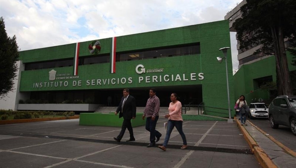 Fachada del Instituto de Servicios Periciales, ubicado en la ciudad de Toluca, capital del Estado de México