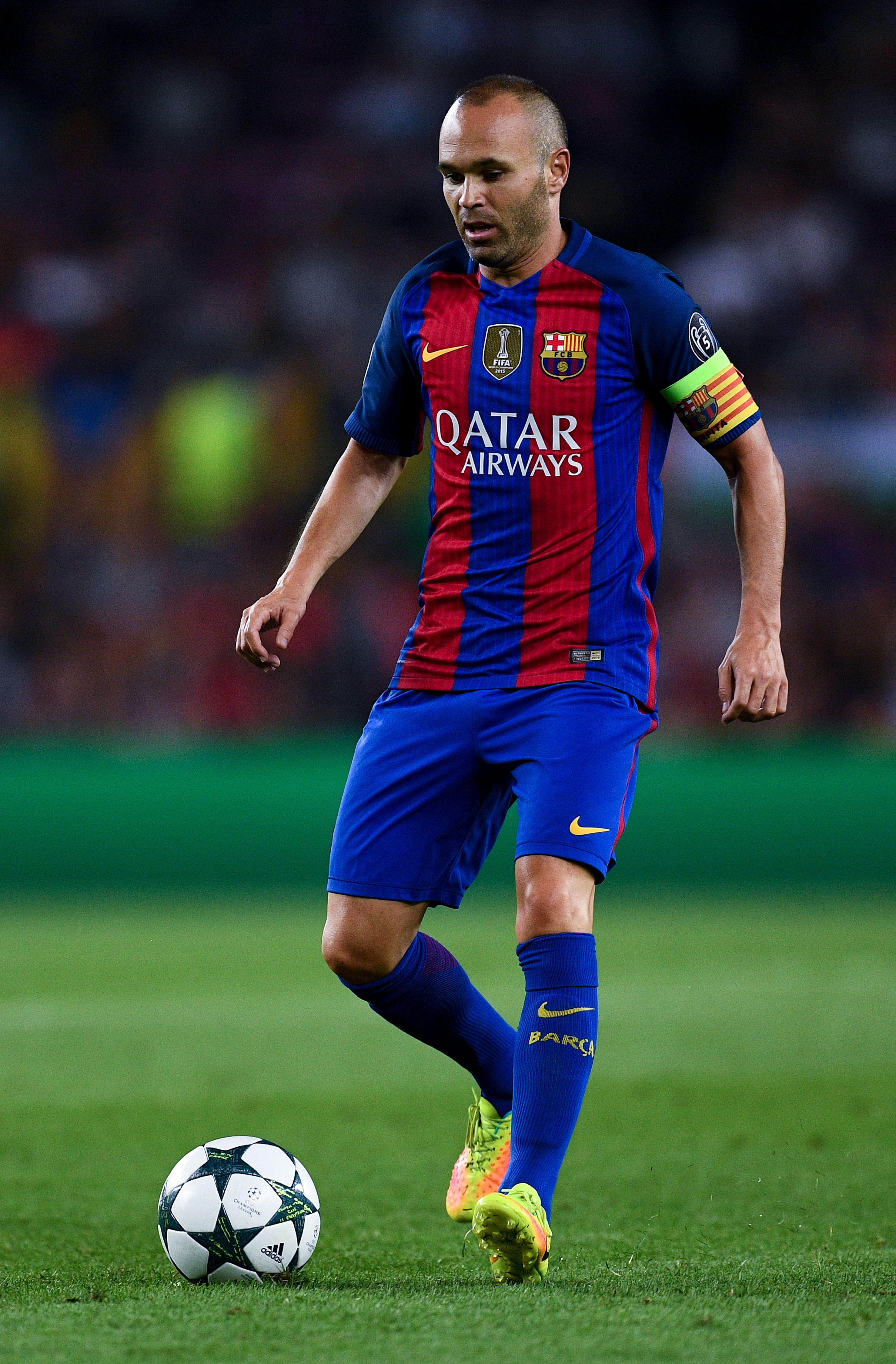 La consulta médica: Iniesta y Piqué llegarán muy justos al Clásico La consulta médica: Iniesta y Piqué llegarán muy justos al Clásico