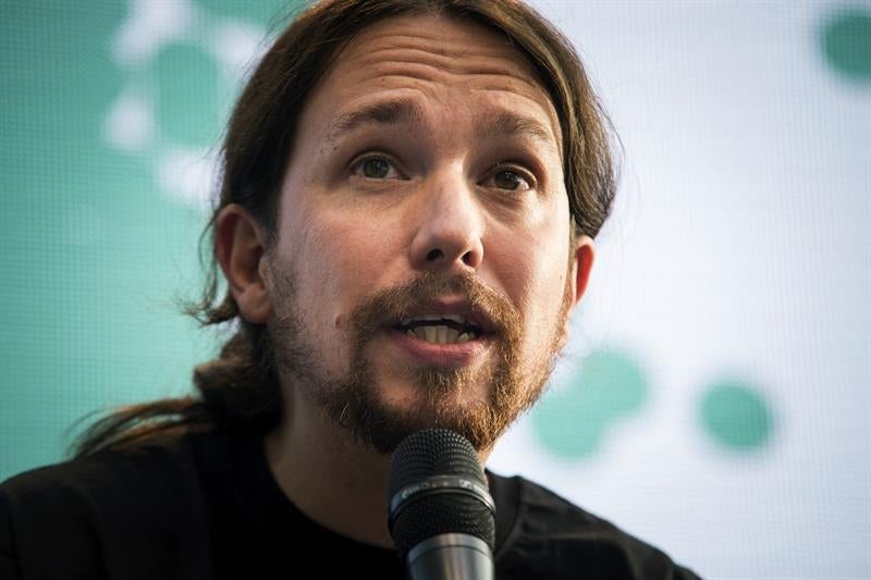 Pablo Iglesias: "En el PSOE se han impuesto los partidarios de dar el gobierno al PP" Pablo Iglesias: "En el PSOE se han impuesto los partidarios de dar el gobierno al PP"