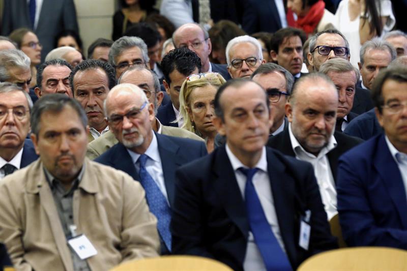 Así ha transcurrido la primera jornada del juicio de las 'Tarjetas Black' Así ha transcurrido la primera jornada del juicio de las 'Tarjetas Black'