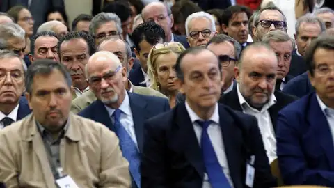 El juicio contra los contra los expresidentes de Caja Madrid Miguel Blesa y Rodrigo Rato y otros 63 usuarios de las 'tarjetas black' de Caja Madrid El juicio contra los contra los expresidentes de Caja Madrid Miguel Blesa y Rodrigo Rato y otros 63 usuarios de las 'tarjetas black' de Caja Madrid