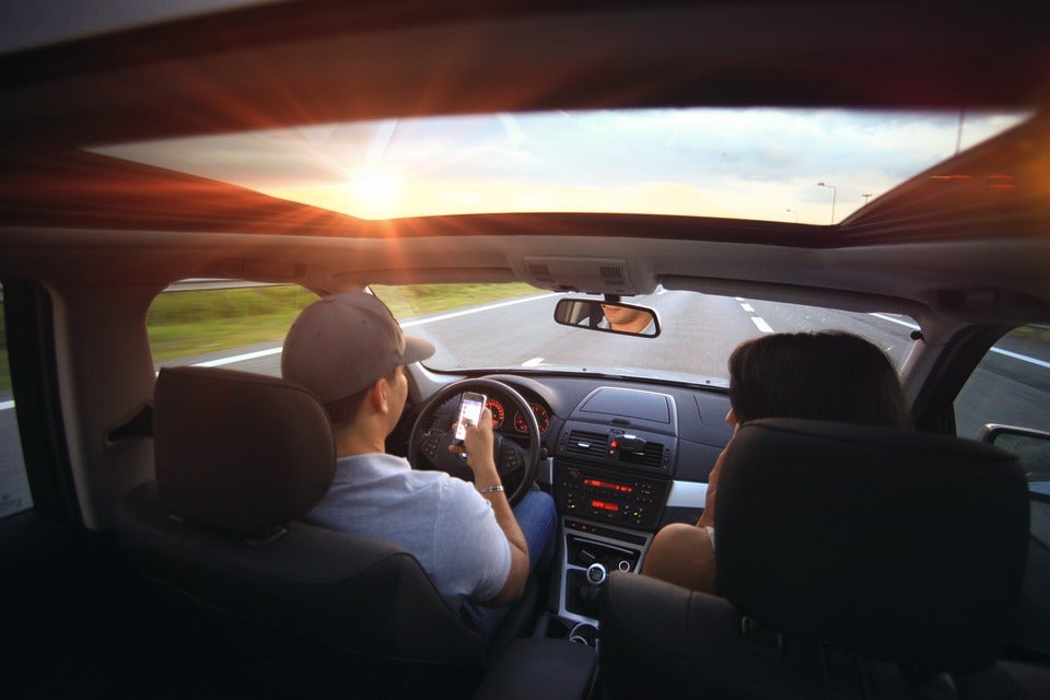Mesa de redacción: Los niños cuentan lo que hacen sus padres al volante Mesa de redacción: Los niños cuentan lo que hacen sus padres al volante