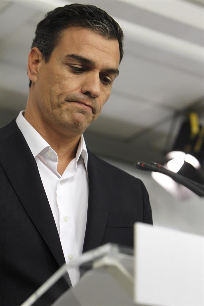Pedro Sánchez anuncia su dimisión como secretario general del PSOE Pedro Sánchez anuncia su dimisión como secretario general del PSOE