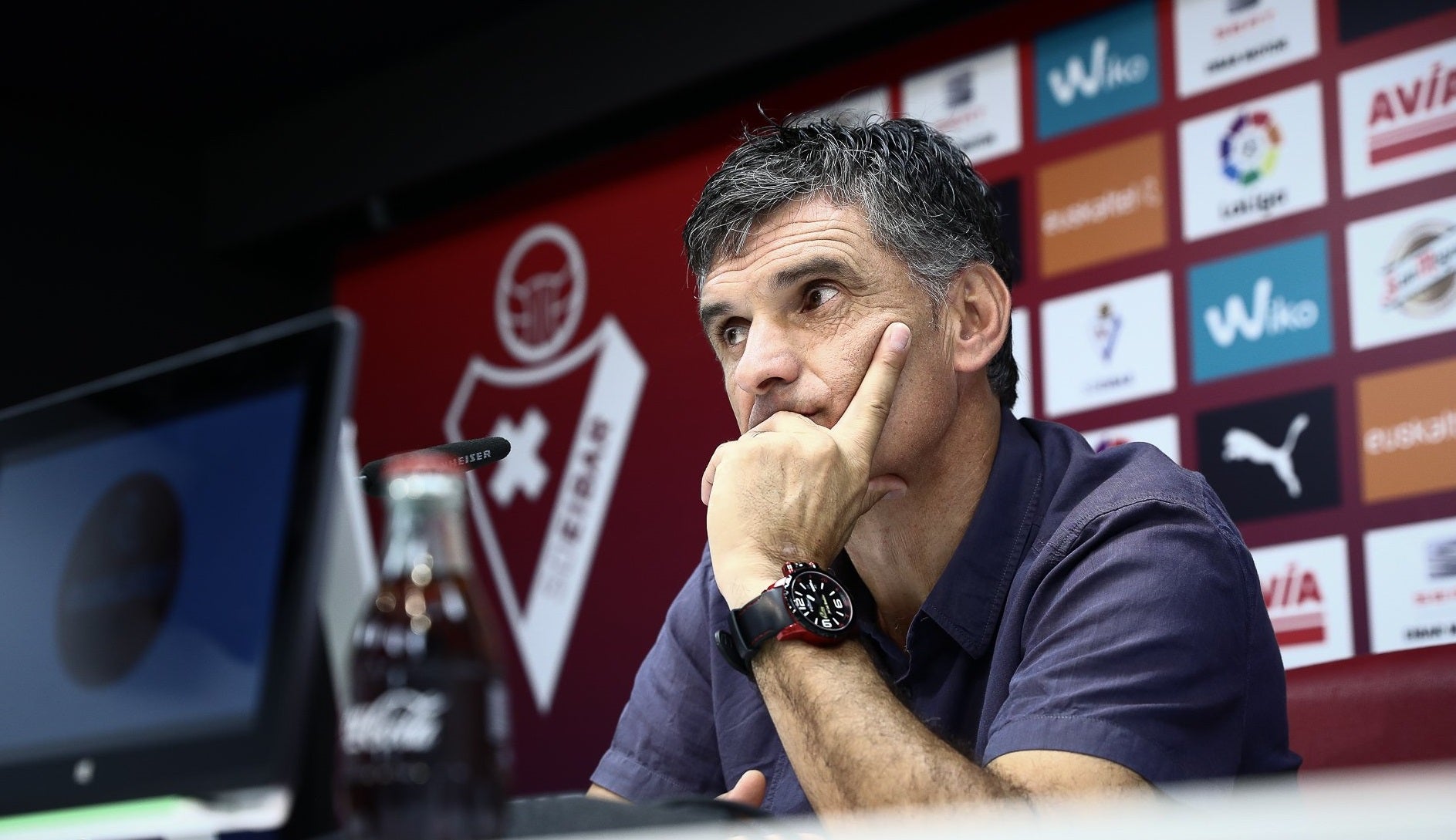 José Luis Mendilibar: "El partido del domingo para nosotros es un marrón porque el Barça está obligado" José Luis Mendilibar: "El partido del domingo para nosotros es un marrón porque el Barça está obligado"