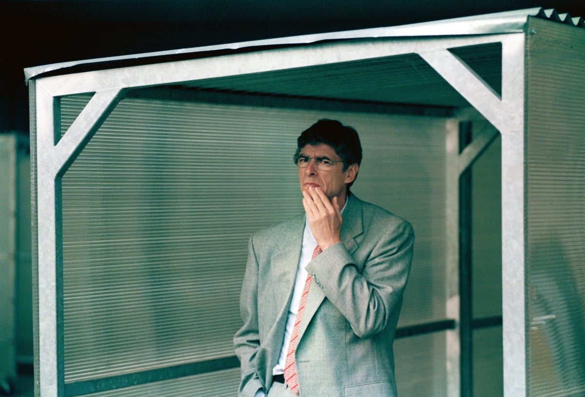 Se cumplen 20 años de la llegada de Arsene Wenger al Arsenal Se cumplen 20 años de la llegada de Arsene Wenger al Arsenal