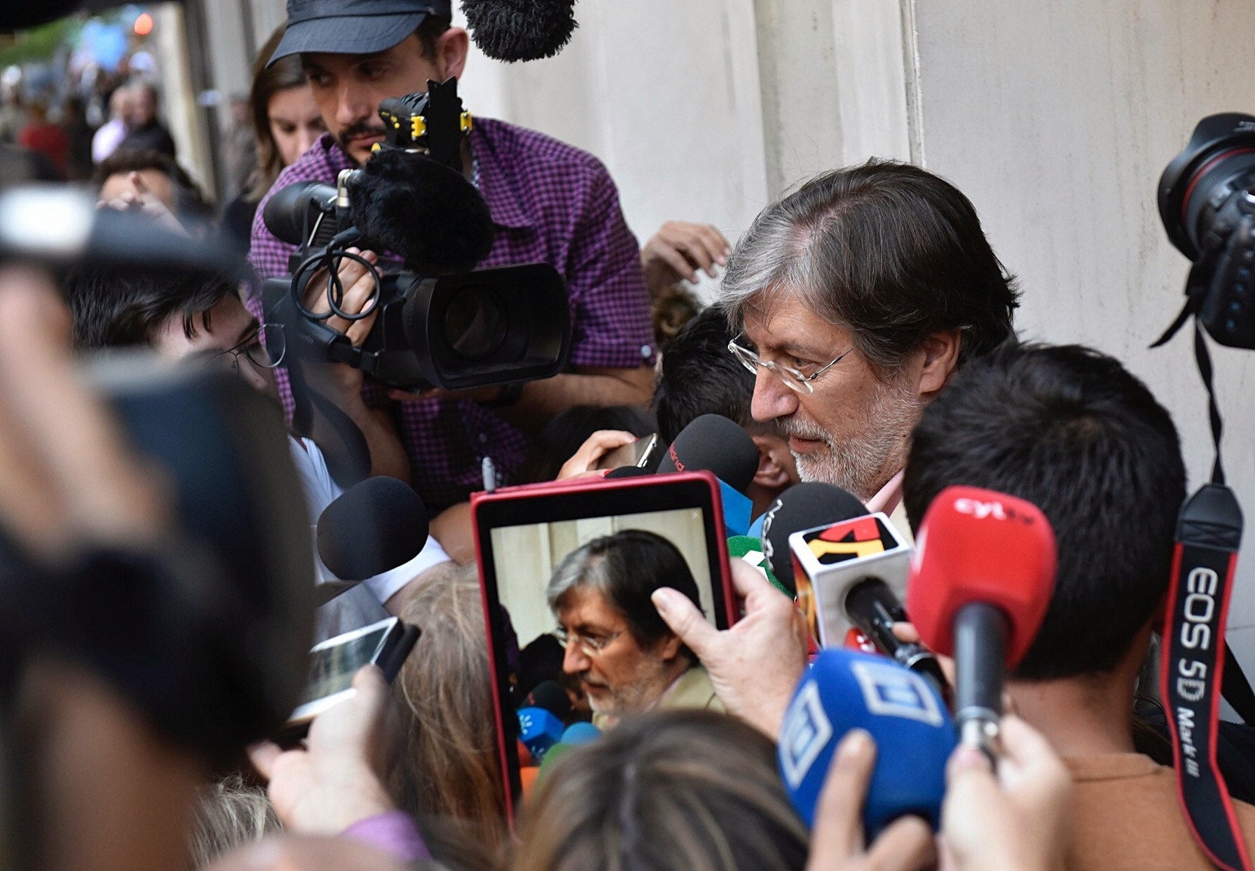 Pérez Tapias abandona el Comité Federal: "El partido está roto" Pérez Tapias abandona el Comité Federal: "El partido está roto"