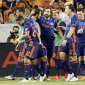 Los jugadores del New York City celebran el gol de David Villa ante el Houston Dynamo