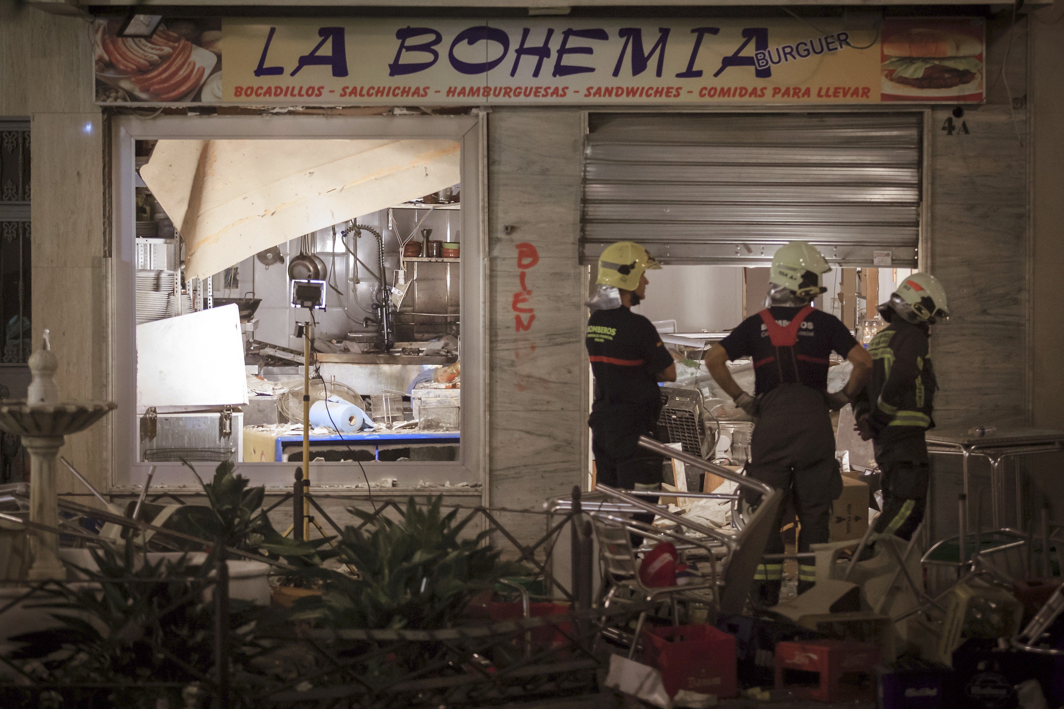 Ascienden a 90 los heridos en la feria de Vélez-Málaga por una deflagración de gas Ascienden a 90 los heridos en la feria de Vélez-Málaga por una deflagración de gas