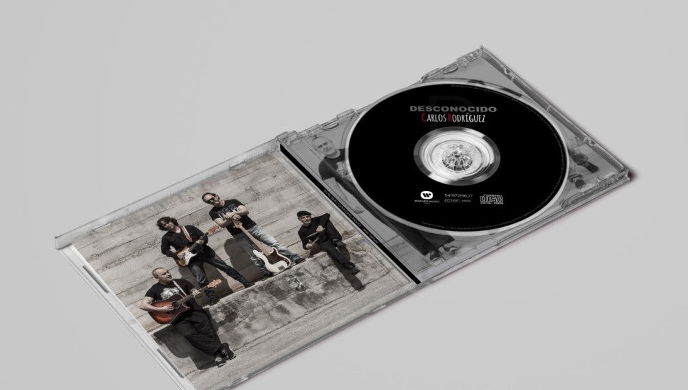  'Desconocido', primer álbum de Carlos Rodríguez