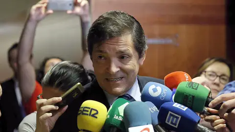 Javier Fernández, presidente de la gestora del PSOE Javier Fernández, presidente de la gestora del PSOE