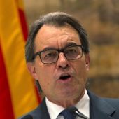 El expresidente catalán Artur Mas ha acusado al Gobierno de haber "presionado" a los fiscales