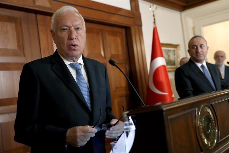 España ve "magnífico" el Premio Nobel a Santos y espera que sirva para la paz España ve "magnífico" el Premio Nobel a Santos y espera que sirva para la paz