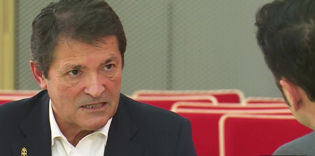 La gestora del PSOE aplaza al martes la reunión para fijar el Comité Federal La gestora del PSOE aplaza al martes la reunión para fijar el Comité Federal