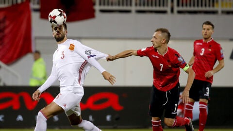 Gerard Piqu&eacute;, durante el partido contra Albania