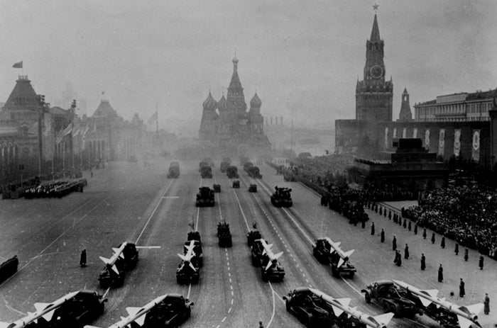 HUMOR | Un ex espía de la KGB, con motivo de su 28 aniversario: "La Guerra Fría fue 'mu' tranquila" HUMOR | Un ex espía de la KGB, con motivo de su 28 aniversario: "La Guerra Fría fue 'mu' tranquila"